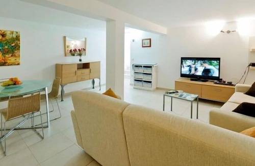 Ingenio Villa | Villa with pool and beautiful architecture