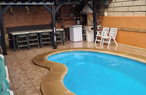 Granadilla de Abona Ski Chalet | Villa with private pool, hydromassage, fireplace and private barbecue