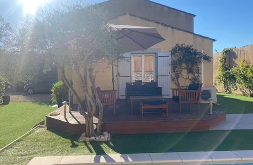 Lunel Villa | Villa with private pool near the beach