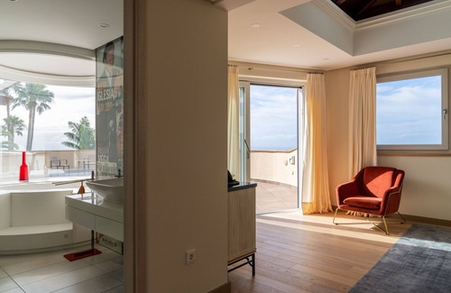 Tacoronte Villa | Villa with swimming pool in the first row with sea views