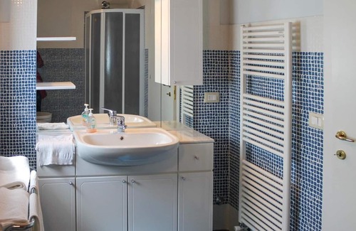 Subbiano Apartment | Villa with swimming pool near Arezzo Tuscany