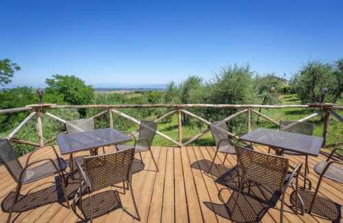 Montaione Villa | Villa with WIFI, pool, A/C, TV, patio, pets allowed, panoramic view, close to San Gimignano