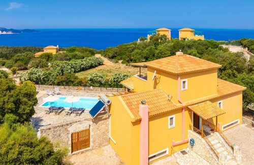 Mesovounia Villa | Villa Yeraki - Three Bedroom Villa, Sleeps 8