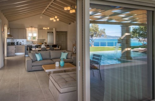 Limni Keri Villa | Villa Zenais, Luxury with swimming pool