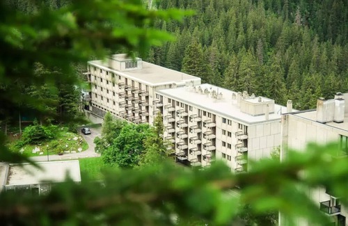 Flaine Apartment | Village Club MMV Le Flaine* - Room for 2 people - full board