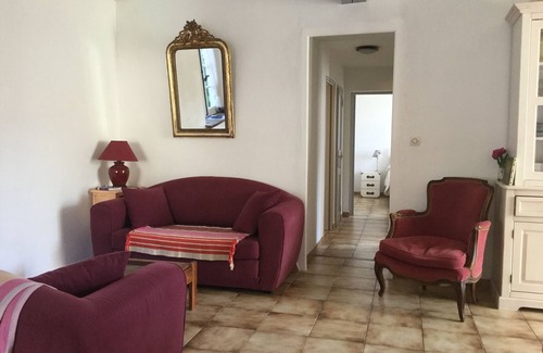 Saint-Jean-de-Bueges House | Village house with garden