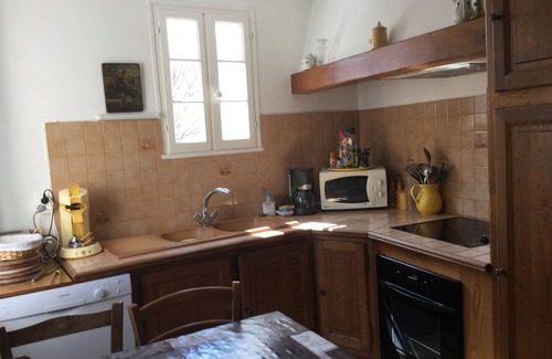 Saint-Jean-de-Bueges House | Village house with garden