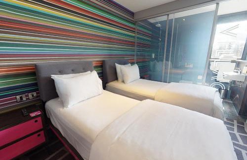 Cosham Hotel | Village Hotel Portsmouth