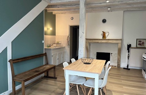 Leuglay House | Village house in the heart of the National Forest Park