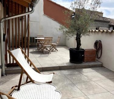 Villedieu House | Village house with character