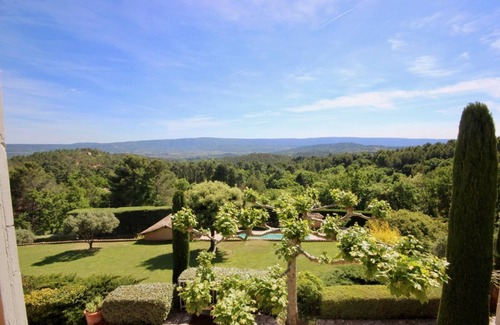 Roussillon Villa | VILLAGE ON FOOT, 4 PROVENCAL ROOMS HEATED POOL, PANORAMIC LUBERON VIEW, A/C WIFI