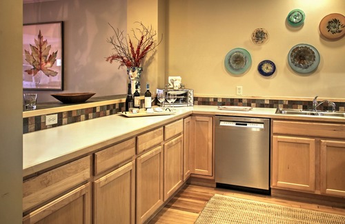 Stowe Village Historic District House | Village Townhouse- walk to restaurants and recreation