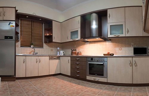 Kariotai Villa | Village Villas Luxurious 2 floor villa, Pool, Large Garden near beaches, & city