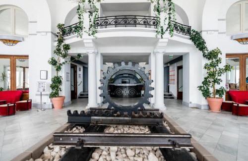 Saint-Aventin Hotel | Villages Clubs du Soleil - SUPERBAGNERES