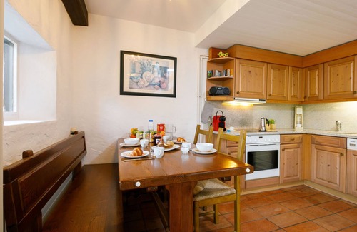 Capriasca Apartment | Villaggio Sureggio A3 mit TicinoTicket by Interhome