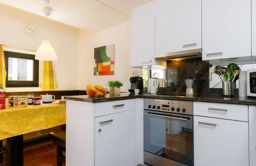 Capriasca Apartment | Villaggio Sureggio A6 mit TicinoTicket by Interhome