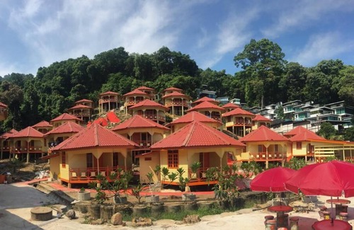 Kampung Pasir Hantu Ski Chalet | Villamas Perhentian Resort