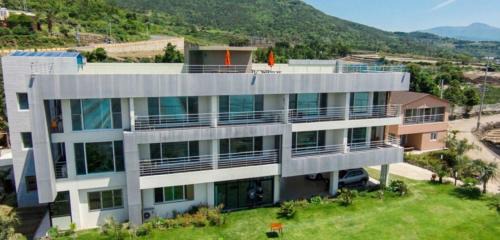 Jungmun House | Villamerci