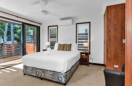 Hastings Point Villa | Villas at Hastings Point by Kingscliff Accommodation