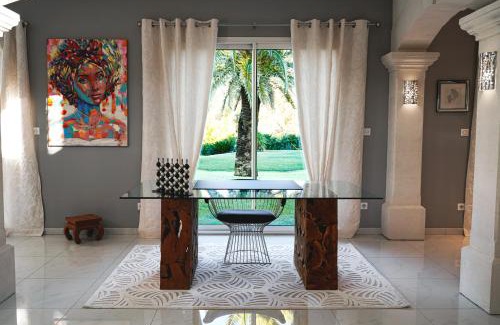 Cannes-et-Clairan House | VILLAS BEAUMONT avec piscine et jacuzzi proche D'UZES ET ANDUZE