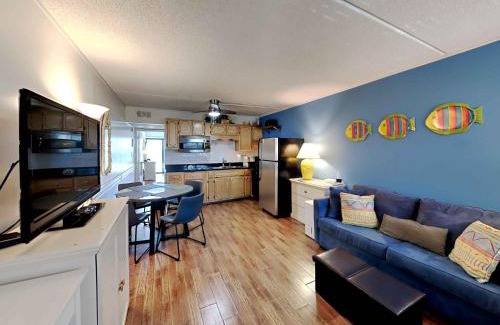 Fort Walton Beach Apartment | Villas Capri #9