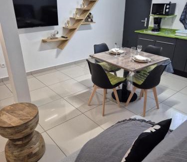 Vieux-Habitants House | VILLAS Lush Eden