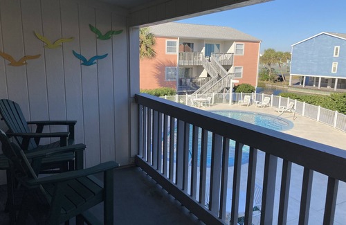 Pensacola Beach Condo | Villas on the Gulf. Pool view and Only 3 Min Walk To The Beach