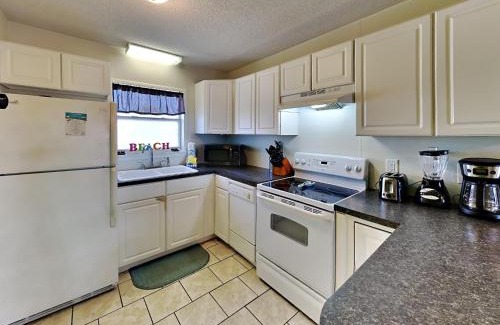 Pensacola Beach Apartment | Villas on the Gulf #A4