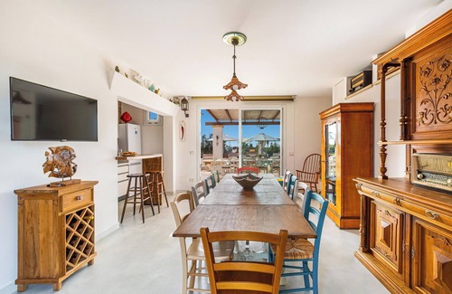 Taurisano Villa | Villetta La Cornola by BarbarHouse