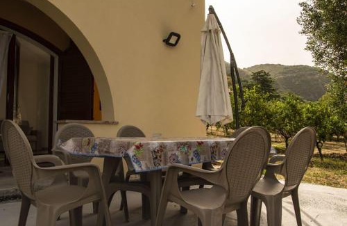Marina di Pisciotta Apartment | Villetta Luneria