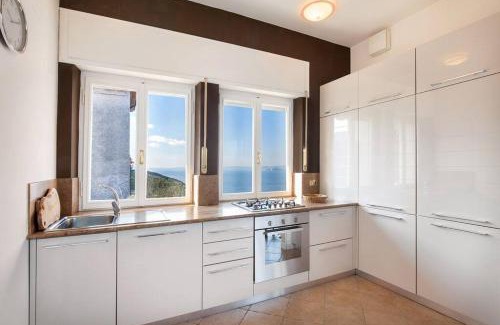 Albisano Villa | Villetta Olivi - Vista mozzafiato