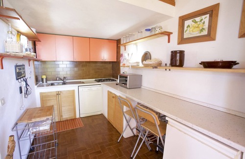 Lacona Villa | Villino a Lacona with sea view 4/6 beds