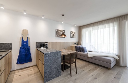 Tirolo Apartment | Vinea - Suites & Apartments