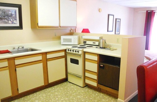 Hammondsport Hotel | Vinehurst Inn And Suites