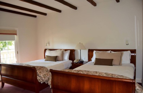 St. Helena House | Vineyard Country Inn