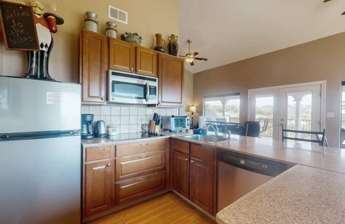Lago Vista House | Vineyard Haus