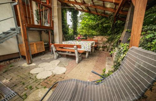 Rohatec Apartment | Vinný sklep Kovárna - Nad Presovnou