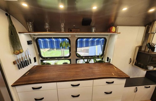 Baptistown House | Vintage Airstream “Lost inn Lavender”