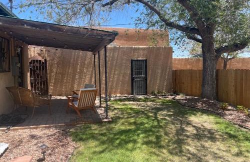 Los Duranes House | Vintage charm vacation home with modern comforts near Old Town