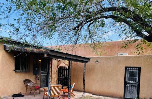 Los Duranes House | Vintage charm vacation home with modern comforts near Old Town