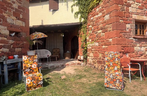 Collonges-la-Rouge House | Vintage gîte in the heart of Collonges-la-Rouge! Pets allowed
