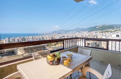 Zouk Mosbeh Apartment | Vinyl 3-Bedroom Apartment in Zouk Mikael