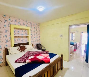 Thalayathimund Hotel | Violet Residency Ooty