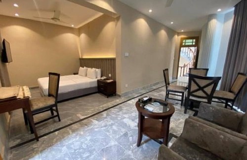 Peshawar Hotel | VIP Express Peshawar