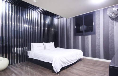Tongyeong Hotel | VIP Motel