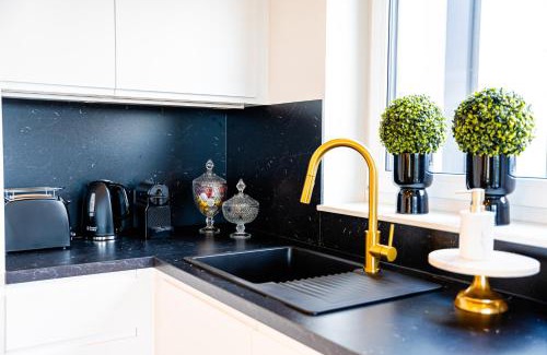 Weitersburg Apartment | VIP Suite with Panoramic Views