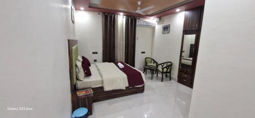 Dehradun House | Viraj Homestay & Restaurant