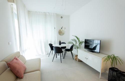 Fogliano Marina Apartment | VIRGINIA APPARTAMENTI RICCIONE