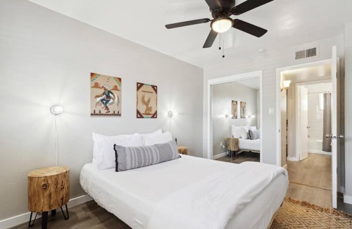 Camelback East Apartment | Viridian Biltmore Villa with Pool