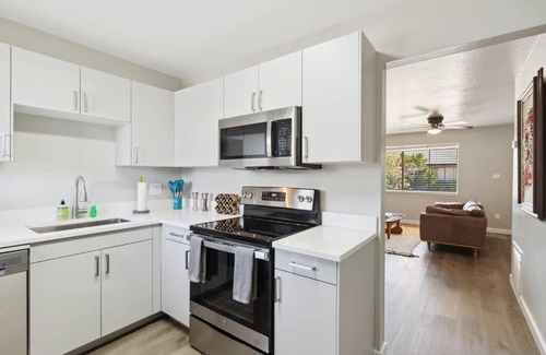 Camelback East Apartment | Viridian Biltmore Villa with Pool